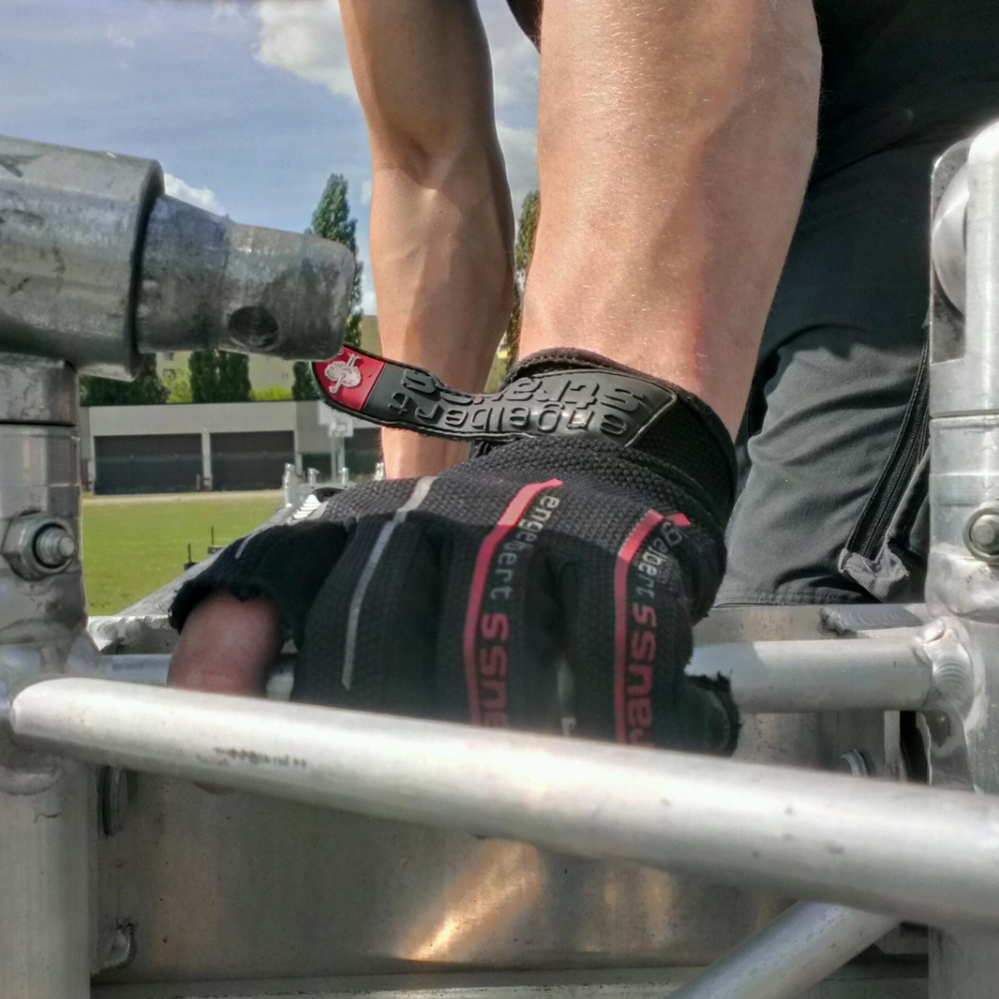 rigging truss handschuhe_kontraschall eventtechnik und messebau berlin rigging truss handschuhe_kontraschall eventtechnik und messebau berlin