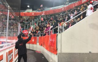 tissot arena biel t-shirt kanone und fans