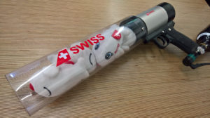 Kanone mit Logo beklebt_klein