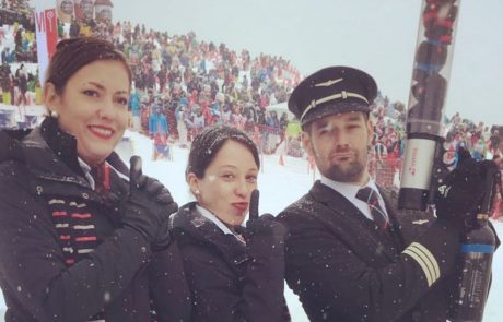 swiss international airlines pilot und personal mit t-shirt kanone lauberhornrennen 2017 ski weltcup