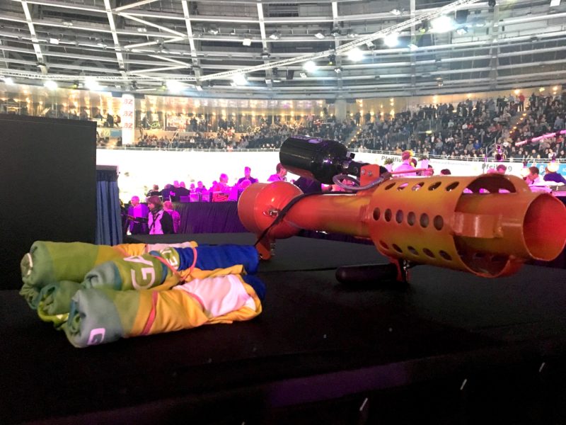 Six Day Berlin 2018 mit Agentur Kontraschall Promotion mit T-Shirt Kanonen Big Twist und Colt