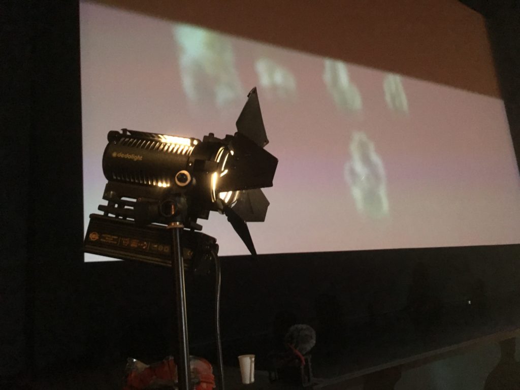 Scheinwerfer Videodreh Hamburg altona studio Kino fettes Brot popcorn